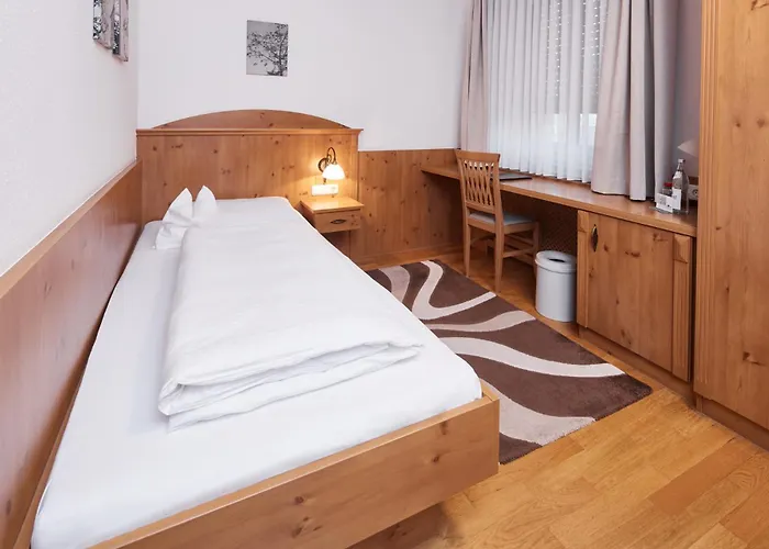 Zu Den Drei Kronen Hotell Donauwörth