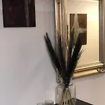 Zu Den Drei Kronen 호텔 3*